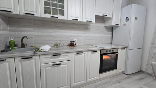 Продам двухкомнатную (2-комн.) квартиру, Крылова ул, 13к2, Анапа г