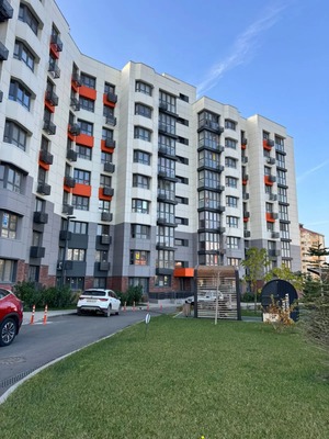 Продам двухкомнатную (2-комн.) квартиру, Крылова ул, 13к2, Анапа г