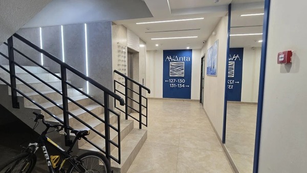 Продам двухкомнатную (2-комн.) квартиру, Крылова ул, 13к2, Анапа г