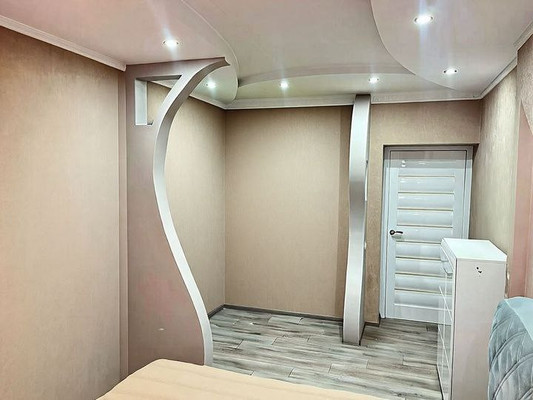 Продам трехкомнатную (3-комн.) квартиру, Аллея смелых ул, 188А, Калининград г