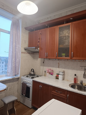 Продам однокомнатную (1-комн.) квартиру, Лизы Чайкиной ул, 13, Симферополь г