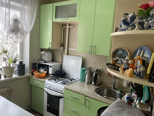 Продам двухкомнатную (2-комн.) квартиру, Коммунистическая ул, 13, Раменское г