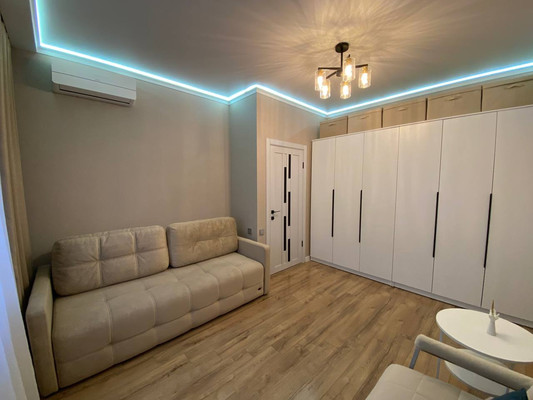 Продам однокомнатную (1-комн.) квартиру, Каменская ул, 101к2, Кенже с