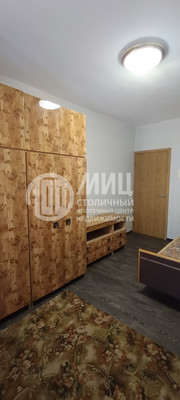Продам двухкомнатную (2-комн.) квартиру, Ангарская ул, 17, Москва г