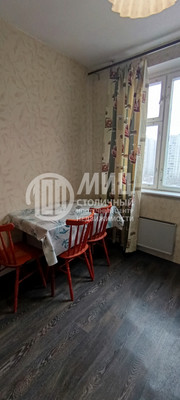 Продам двухкомнатную (2-комн.) квартиру, Ангарская ул, 17, Москва г
