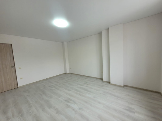 Продам трехкомнатную (3-комн.) квартиру, Московская ул, 12, Нальчик г