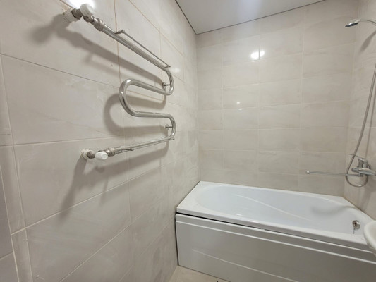 Продам трехкомнатную (3-комн.) квартиру, Московская ул, 12, Нальчик г