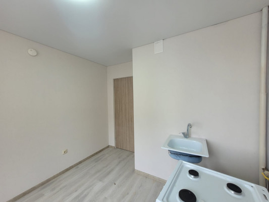 Продам трехкомнатную (3-комн.) квартиру, Московская ул, 12, Нальчик г