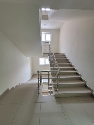 Продам трехкомнатную (3-комн.) квартиру, Московская ул, 12, Нальчик г