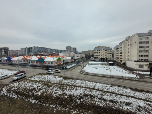 Продам трехкомнатную (3-комн.) квартиру, Московская ул, 12, Нальчик г