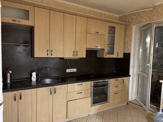 Продам двухкомнатную (2-комн.) квартиру, Калинина п, 50, Люберцы г