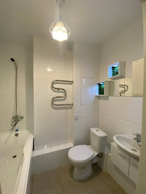 Продам двухкомнатную (2-комн.) квартиру, Западный квартал (Купелинка мкр) ул, 5к2, Сапроново д