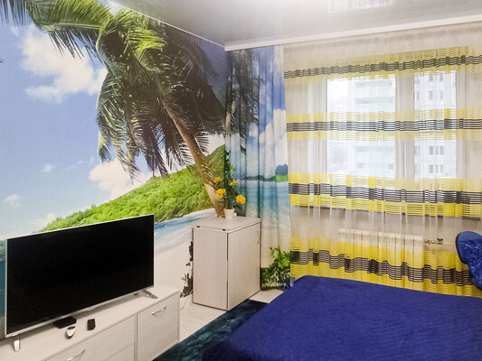 Продам трехкомнатную (3-комн.) квартиру, Подмосковный б-р, 8, Красногорск г