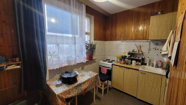 Продам однокомнатную (1-комн.) квартиру, Ленская ул, 28, Москва г