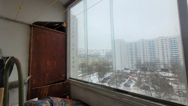 Продам однокомнатную (1-комн.) квартиру, Ленская ул, 28, Москва г