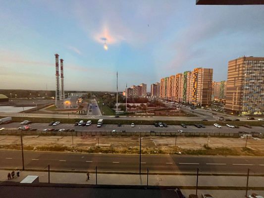 Продам трехкомнатную (3-комн.) квартиру, Пригородное (Пригород Лесное мкр.) ш, 12, Мисайлово д