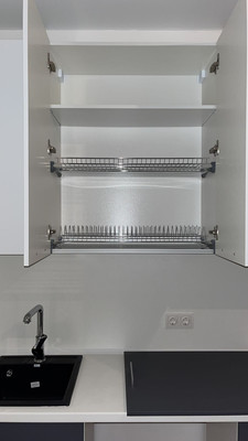 Продам трехкомнатную (3-комн.) квартиру, Пригородное (Пригород Лесное мкр.) ш, 12, Мисайлово д