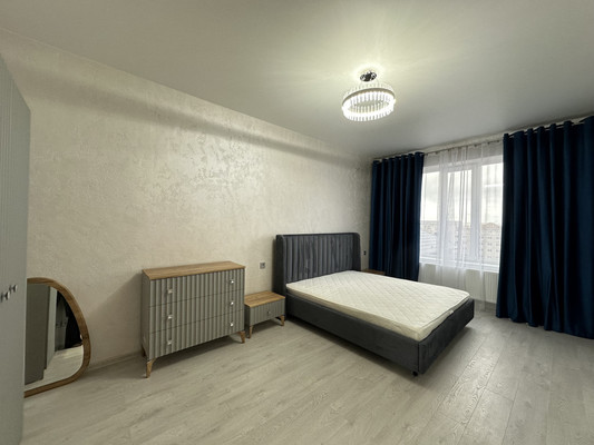 Сдам однокомнатную (1-комн.) квартиру, Солнечная ул, 40, Нальчик г