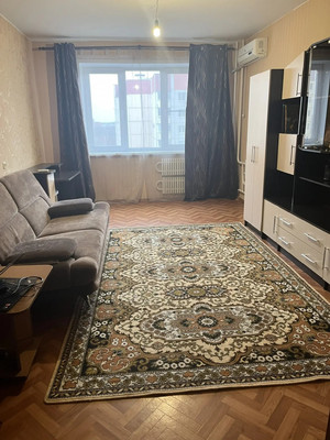 Продам двухкомнатную (2-комн.) квартиру, Ломоносова ул, д114/27, Воронеж г