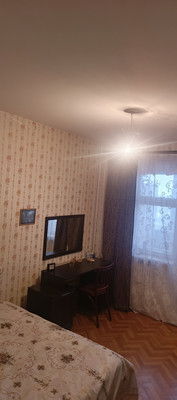 Продам двухкомнатную (2-комн.) квартиру, Ломоносова ул, д114/27, Воронеж г