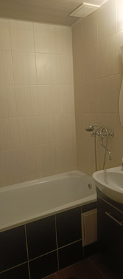 Продам двухкомнатную (2-комн.) квартиру, Ломоносова ул, д114/27, Воронеж г