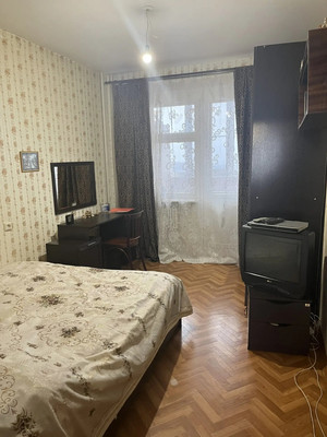 Продам двухкомнатную (2-комн.) квартиру, Ломоносова ул, д114/27, Воронеж г