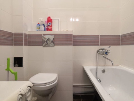 Сдам однокомнатную (1-комн.) квартиру, Вознесенское ш, 49к2, Колпино г