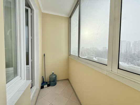 Продам однокомнатную (1-комн.) квартиру, Вяземская ул, 8, Москва г