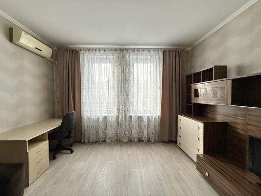 Продам однокомнатную (1-комн.) квартиру, Вяземская ул, 8, Москва г