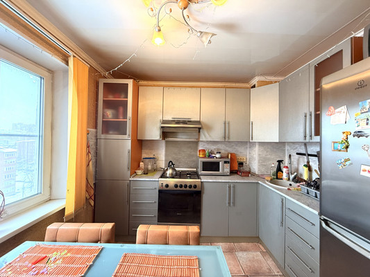 Продам многокомнатную квартиру, Дмитровская ул, 1, Базарово д