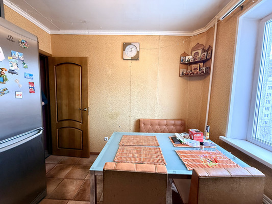 Продам многокомнатную квартиру, Дмитровская ул, 1, Базарово д