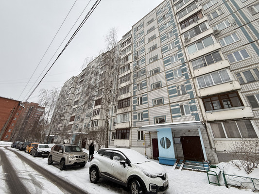 Продам многокомнатную квартиру, Дмитровская ул, 1, Базарово д