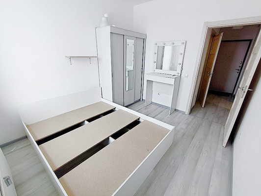 Сдам однокомнатную (1-комн.) квартиру, Октябрьская наб, 34к5, Санкт-Петербург г