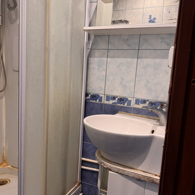 Продам трехкомнатную (3-комн.) квартиру, Фабричная ул, 4, Калининец рп