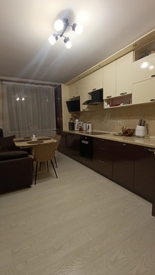 Продам двухкомнатную (2-комн.) квартиру, Шестая (Ольгино мкр.) ул, 15, Балашиха г