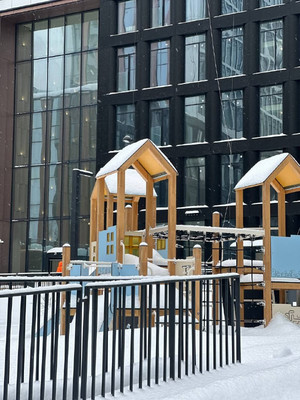 Продам двухкомнатную (2-комн.) квартиру, Светланова ул, 11к2, Москва г