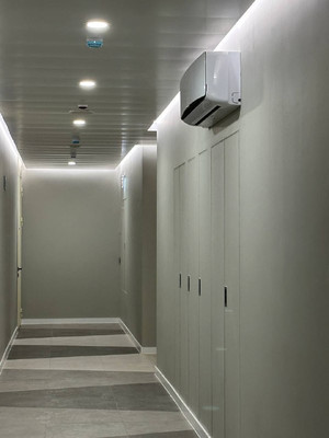 Продам двухкомнатную (2-комн.) квартиру, Светланова ул, 11к2, Москва г