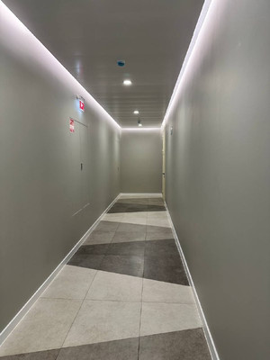 Продам двухкомнатную (2-комн.) квартиру, Светланова ул, 11к2, Москва г