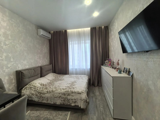 Продам однокомнатную (1-комн.) квартиру, Западный квартал (Купелинка мкр) ул, 5к1, Сапроново д