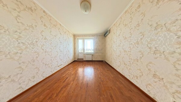 Продам двухкомнатную (2-комн.) квартиру, Ленинский пр-кт, 131, Москва г