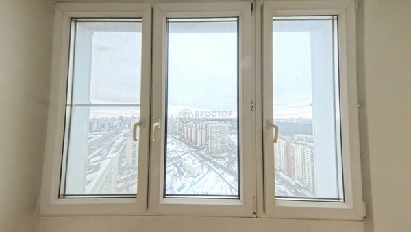 Продам двухкомнатную (2-комн.) квартиру, Ленинский пр-кт, 131, Москва г