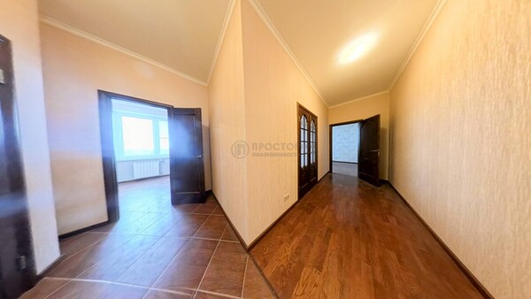 Продам двухкомнатную (2-комн.) квартиру, Ленинский пр-кт, 131, Москва г