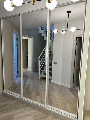 Продам трехкомнатную (3-комн.) квартиру, Нахимовский пр-кт, 31к3, Москва г