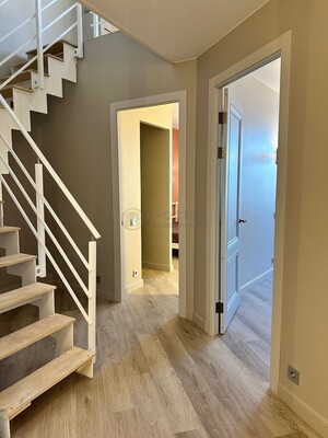 Продам трехкомнатную (3-комн.) квартиру, Нахимовский пр-кт, 31к3, Москва г