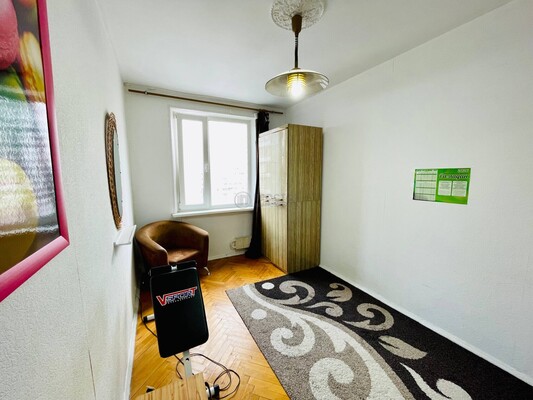 Продам двухкомнатную (2-комн.) квартиру, Алтуфьевское ш, 18В, Москва г