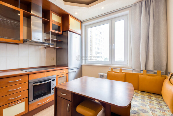 Продам двухкомнатную (2-комн.) квартиру, Борисовские Пруды ул, 10к1, Москва г