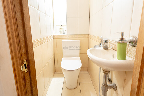 Продам двухкомнатную (2-комн.) квартиру, Борисовские Пруды ул, 10к1, Москва г