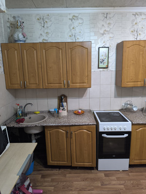 Продам трехкомнатную (3-комн.) квартиру, Чичерина ул, 10к1, Москва г