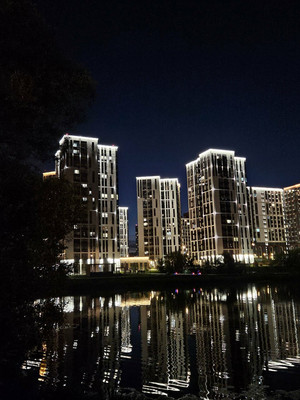 Продам трехкомнатную (3-комн.) квартиру, Братьев Гранат ул, 6, Сосенское п