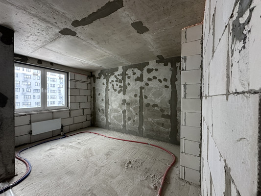 Продам трехкомнатную (3-комн.) квартиру, Братьев Гранат ул, 6, Сосенское п